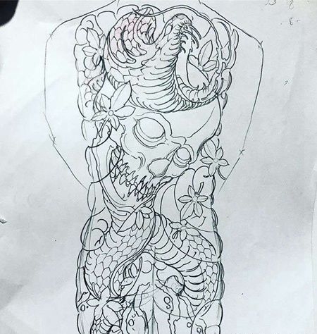 写实后背骷髅蛇纹身图案