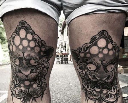 新传统膝盖唐狮纹身图案