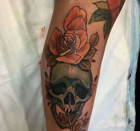 新传统小腿玫瑰骷髅纹身图案