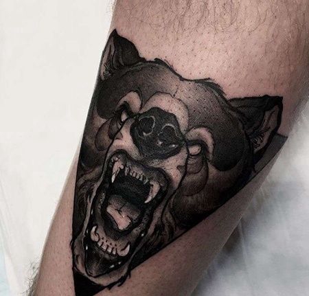 新传统小腿熊纹身图案