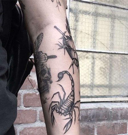 小臂蝎子纹身图案