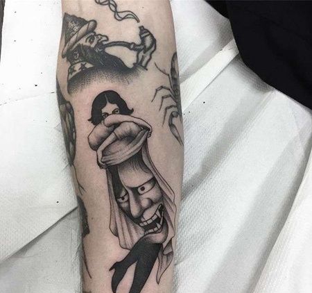 小腿女人般若纹身图案