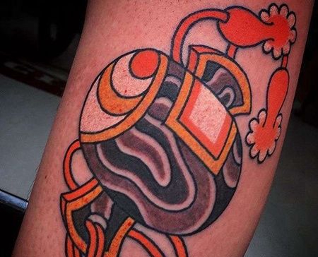 日式小腿拨浪鼓纹身图案