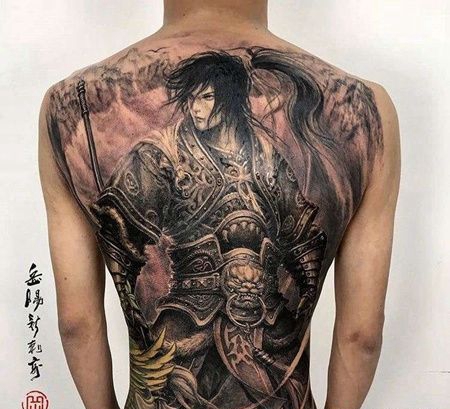 写实后背武将纹身图案
