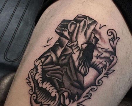 Old School大腿女人墓碑纹身图案