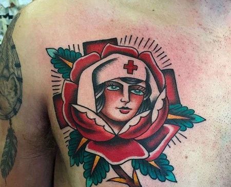 Old School前胸玫瑰护士纹身图案