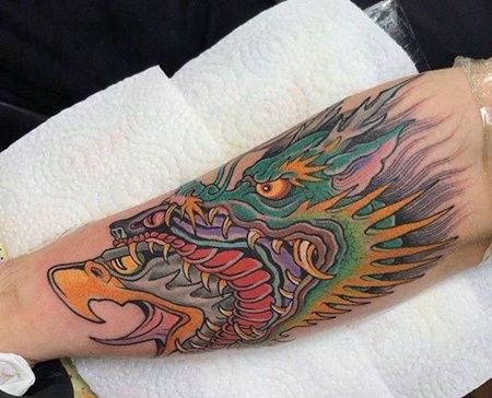 New School小臂龙蛇老鹰纹身图案