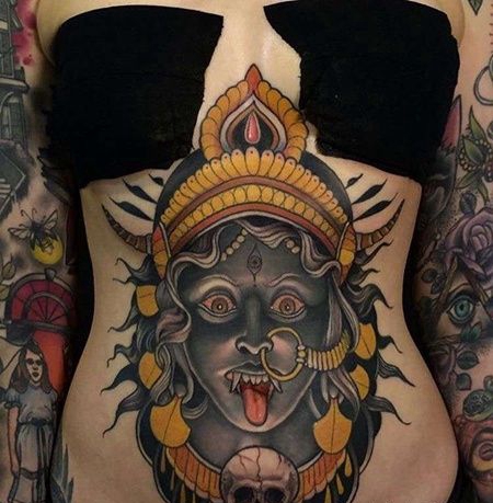 New School腹部女人纹身图案