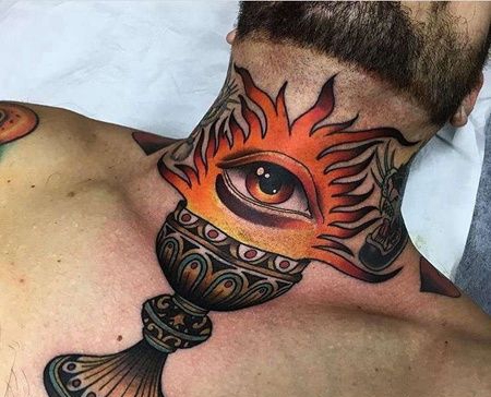 New School前胸火炬纹身图案