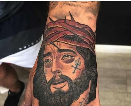 New School手背耶稣纹身图案