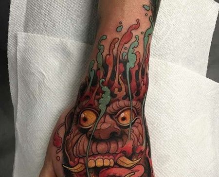 New School手背猩猩纹身图案