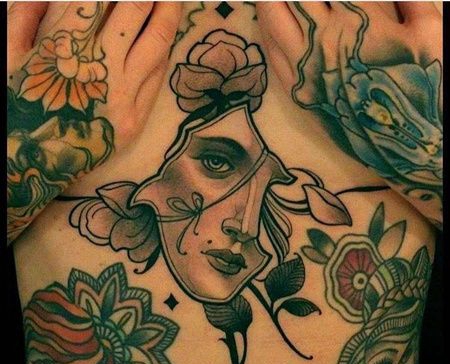 New School胸下女人纹身图案