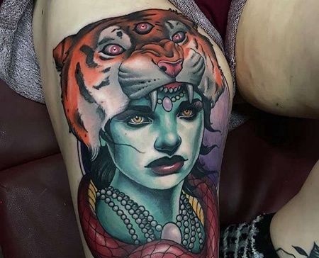 New School小腿老虎蛇女人纹身图案