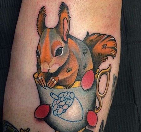New School小腿松鼠纹身图案