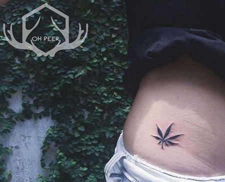 小清新腹部叶子纹身图案