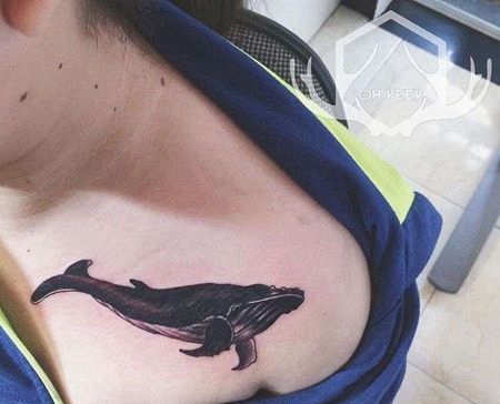 锁骨鲸鱼纹身图案