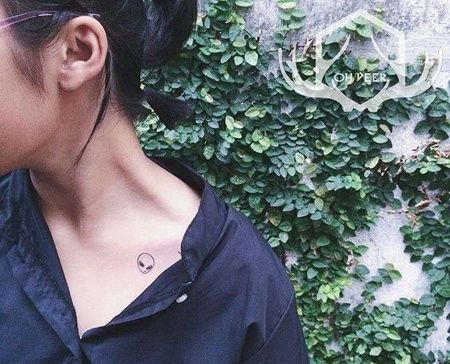 小清新锁骨外星人纹身图案