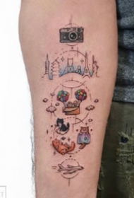 一组小清新彩色卡通可爱纹身