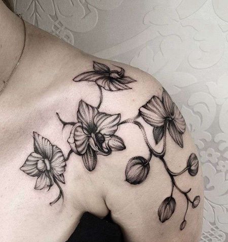 点线锁骨大臂花纹身图案