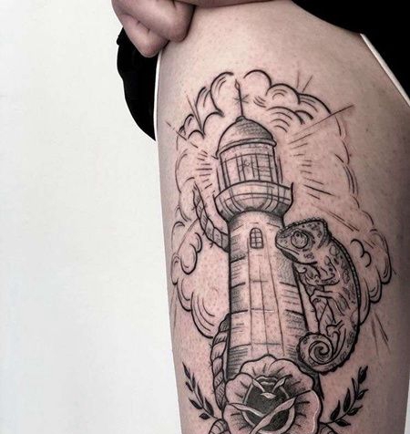 线条大腿灯塔纹身图案