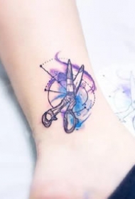 九款花式的剪刀纹身图案欣赏