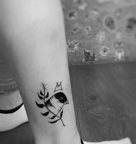 小清新小腿鸟纹身图案