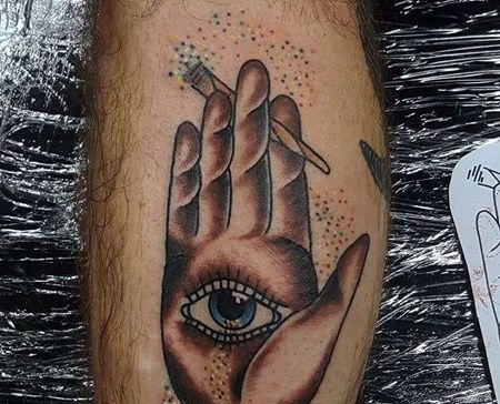 Old School小腿手眼睛纹身图案