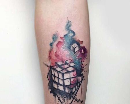 水彩小臂魔方纹身图案