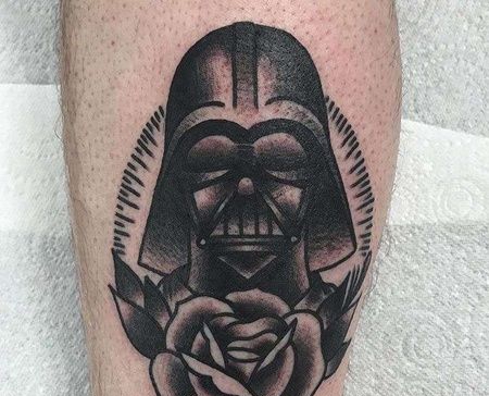 Old School小腿黑武士玫瑰纹身图案