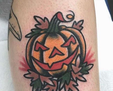 Old School大腿南瓜纹身图案