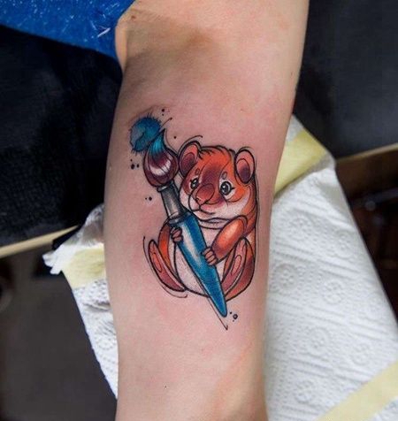 水彩大臂仓鼠纹身图案