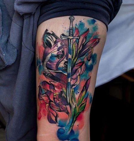 水彩大腿花卉熊纹身图案