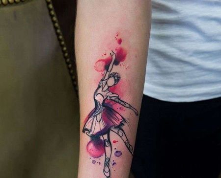 水彩小臂舞者纹身图案