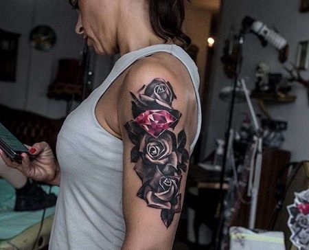 水彩大臂玫瑰宝石纹身图案
