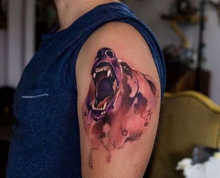 水彩大臂熊纹身图案