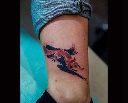 水彩小腿狐狸纹身图案