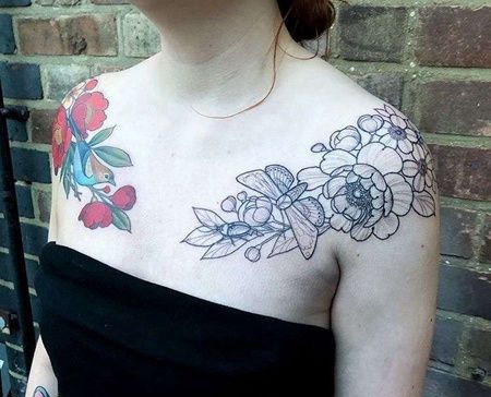 New School锁骨花卉蝴蝶纹身图案