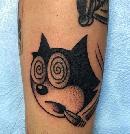 Old School小臂索尼克纹身图案