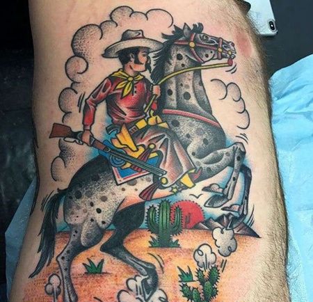 Old School侧腰马牛仔纹身图案