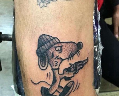 Old School大腿史努比纹身图案