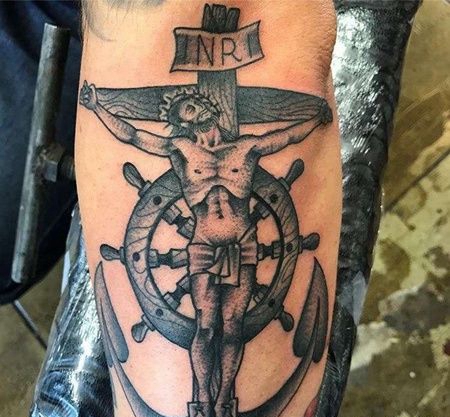 Old School小臂船锚耶稣纹身图案