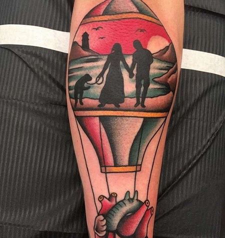 Old School小腿热气球心脏纹身图案