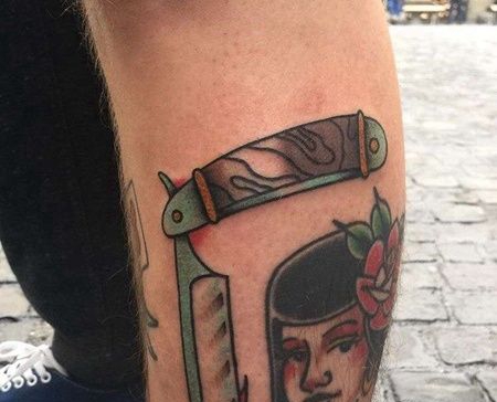 Old School小腿折刀纹身图案