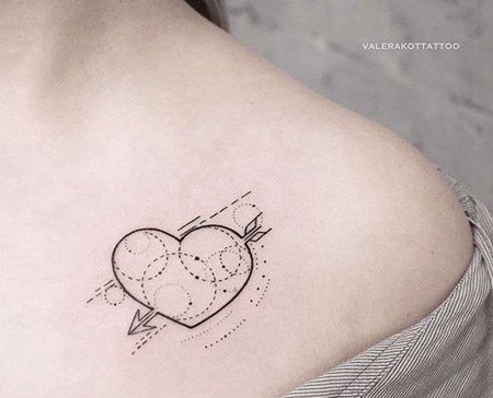 几何锁骨心纹身图案