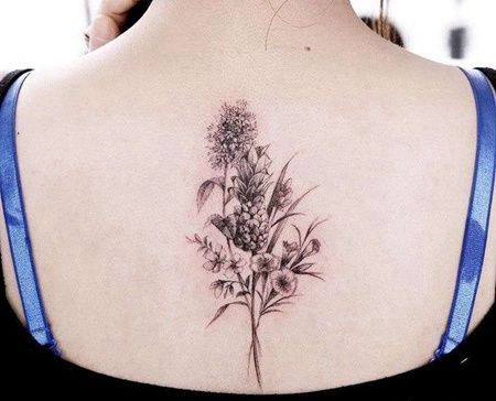 点线后背纹身图案