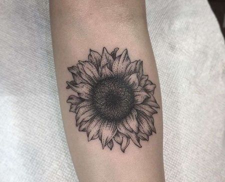 点刺小臂向日葵纹身图案