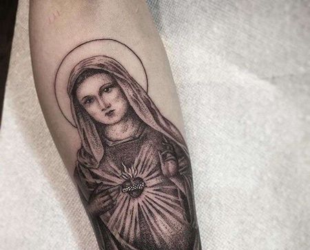点刺小臂圣母纹身图案