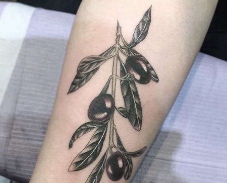 New School小臂水果纹身图案