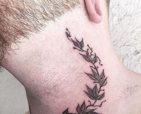 点线脖子叶子纹身图案