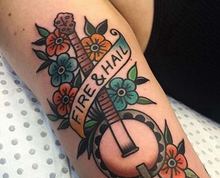 Old School大臂吉他纹身图案